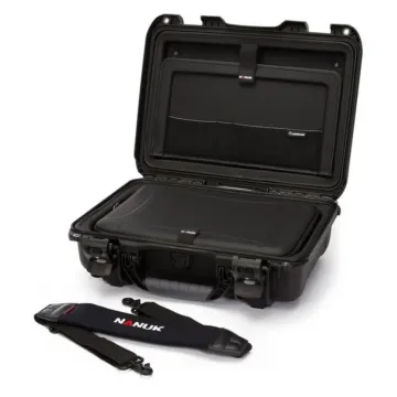 Photo de NANUK™ 923 - Valise de Protection Noire pour Ordinateur Portable avec Sangle