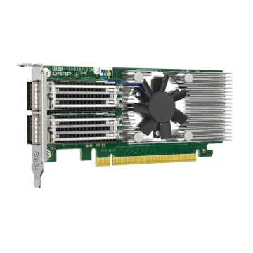 Carte d'extension réseau QNAP QXG-100G2SF-BCM avec double interface QSFP28 100GbE et dissipateur thermique passif.