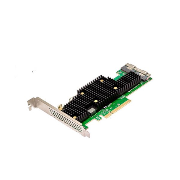 Vue détaillée des connecteurs internes SFF-8654 sur l'adaptateur Broadcom eHBA 9620-16i SKU 05-50111-02.
