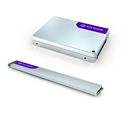 SSD Solidigm D5-P5316 PCIe 4.0 x4 aux formats U.2 et E1.L