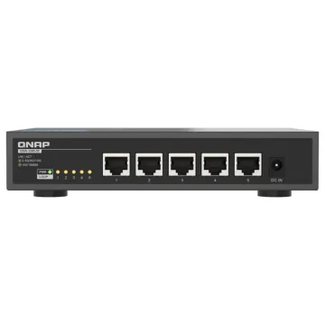 Switch QNAP QSW-3205-5T avec 5 ports RJ45 multi-Gigabit et boîtier métallique silencieux