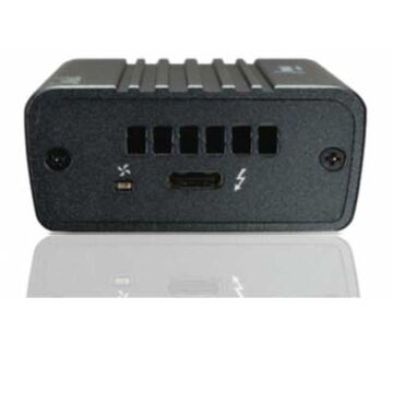 Adaptateur SANLink3 N1 vue de face avec port Thunderbolt 3 et LED d'état