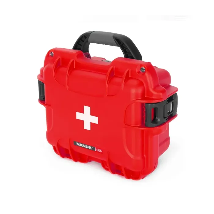 Photo de NANUK™ 905 - Valise de Protection Rouge avec Logo Premiers Secours