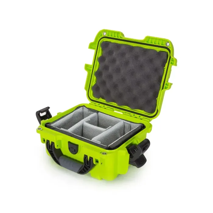 Photo de NANUK™ 905 - Valise de Protection Citron vert avec séparateur