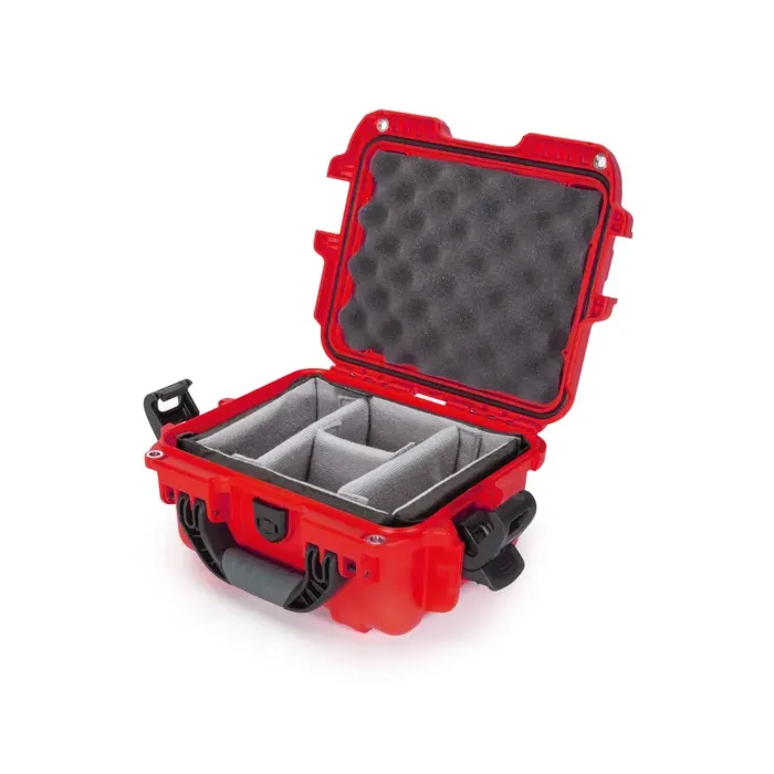 Photo de NANUK™ 905 - Valise de Protection Rouge avec séparateur
