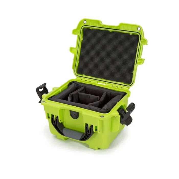 Photo de NANUK™ 908 - Valise de Protection Citron vert avec séparateur