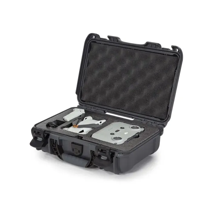 Photo de NANUK™ 909 - Valise de protection Graphite avec mousse DJI RS 3 Combo