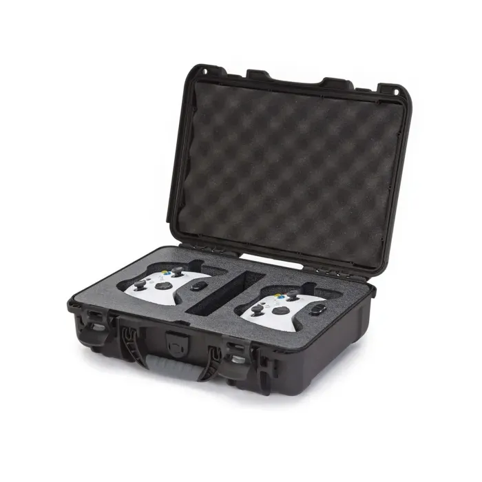 Photo de NANUK™ 910 - Valise de Protection Noir avec mousse pour 2 manettes XBOX