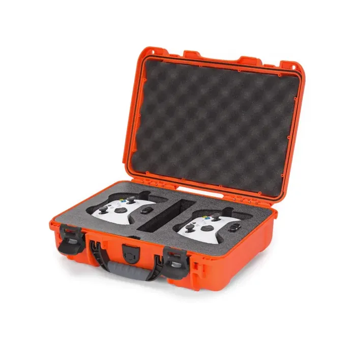 Photo de NANUK™ 910 - Valise de Protection Orange avec mousse pour 2 manettes XBOX