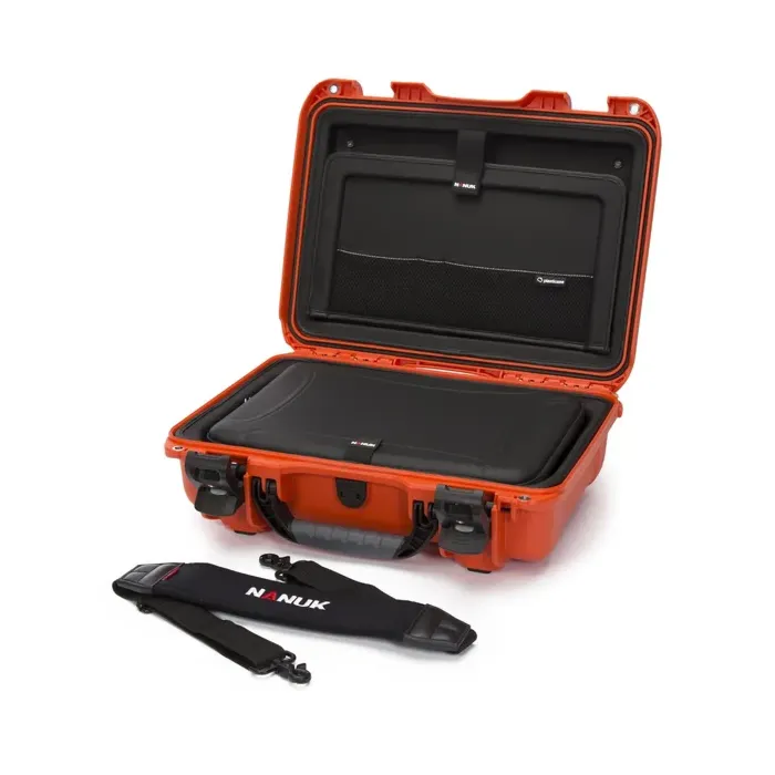 Photo de NANUK™ 923 - Valise de Protection Orange pour Ordinateur Portable avec Sangle
