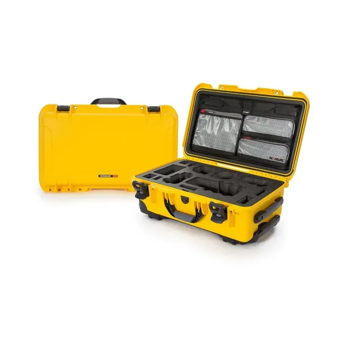 Photo de NANUK™ 935 - Valise de Protection Jaune avec Séparateur pour Sony A7