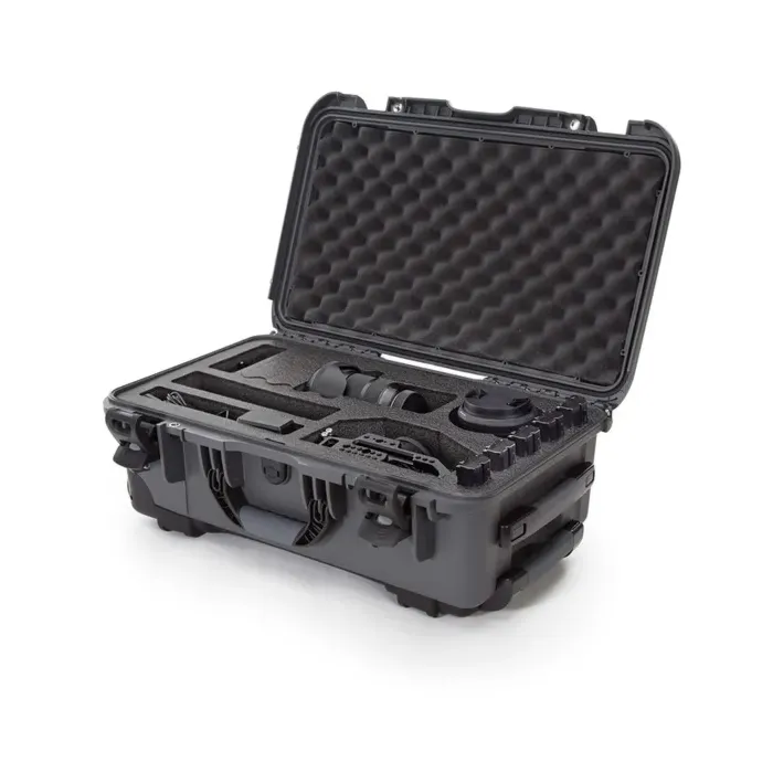 Photo de NANUK™ 935 - Valise de Protection Graphite avec Mousse pour Caméra Blackmagic 4K