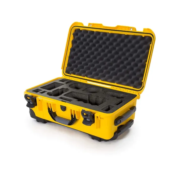 Photo de NANUK™ 935 - Valise de Protection Jaune avec Mousse pour Sony A7