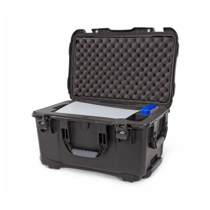 Photo de NANUK™ 938 - Valise de Protection Noir avec Mousse pour Playstation 5