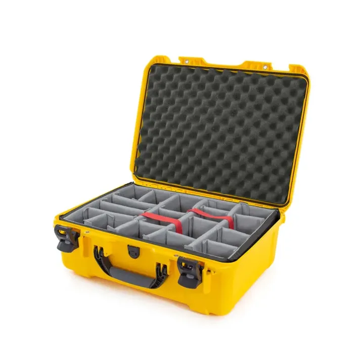 Photo de NANUK™ 940 - Valise de Protection Jaune avec Séparateur