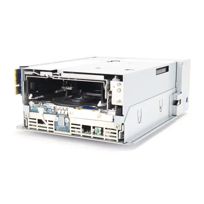 Lecteur Quantum Scalar i6 LTO-10 SAS 12Gb/s – Vue avant du module pleine hauteur