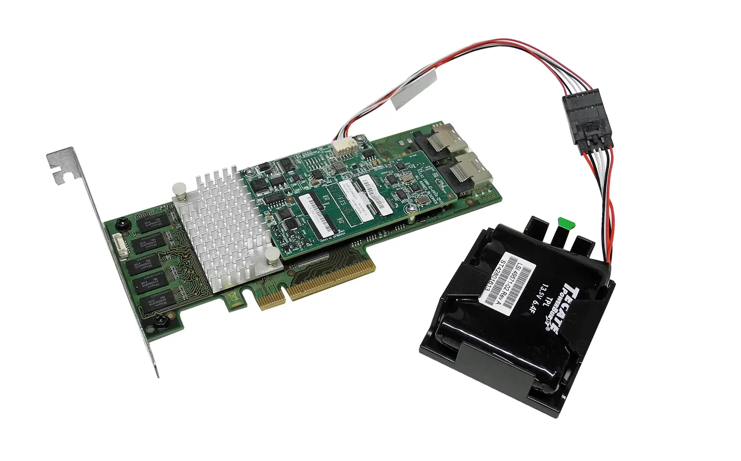 Carte RAID matérielle avec cache protégé par batterie ou supercondensateur pour usage professionnel