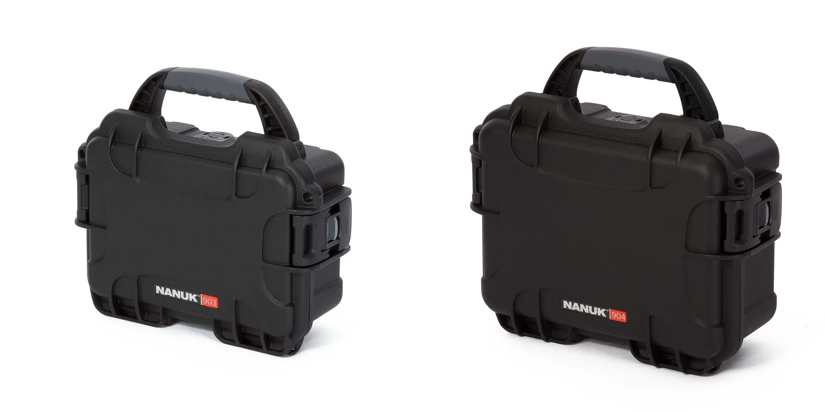 Valises de protection NANUK 903 et nauk 904 noires vue de trois-quarts