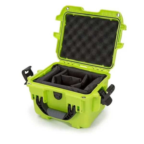 NANUK 908 citron vert avec séparateurs génériques