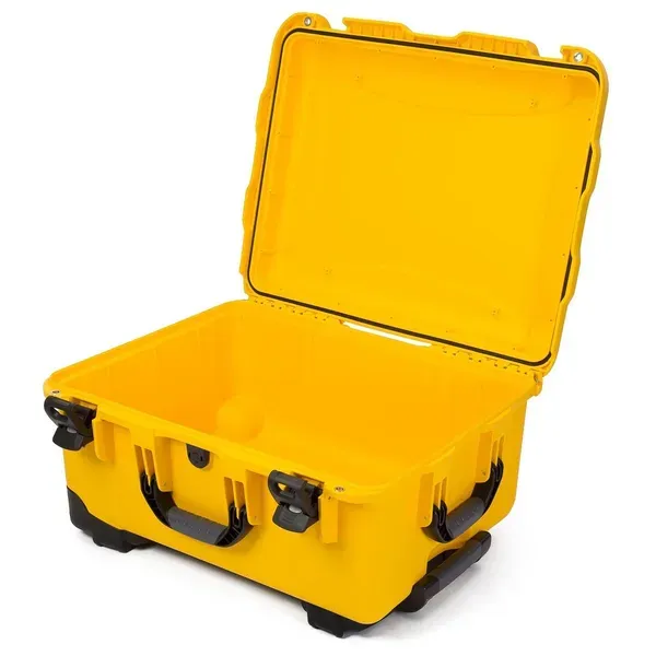 Nanuk 950 jaune valise vide