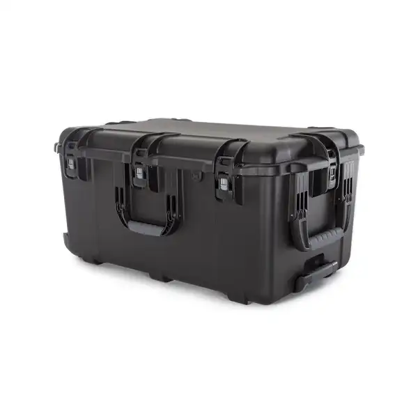 Valise NANUK 965 vue de trois-quarts fermée